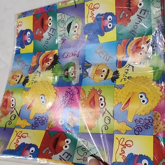 NEW IN PACKAGE.  ALL WRAPPED UP. SESAME STREET  WRAPPING PAPER. - Picture 4 of 4